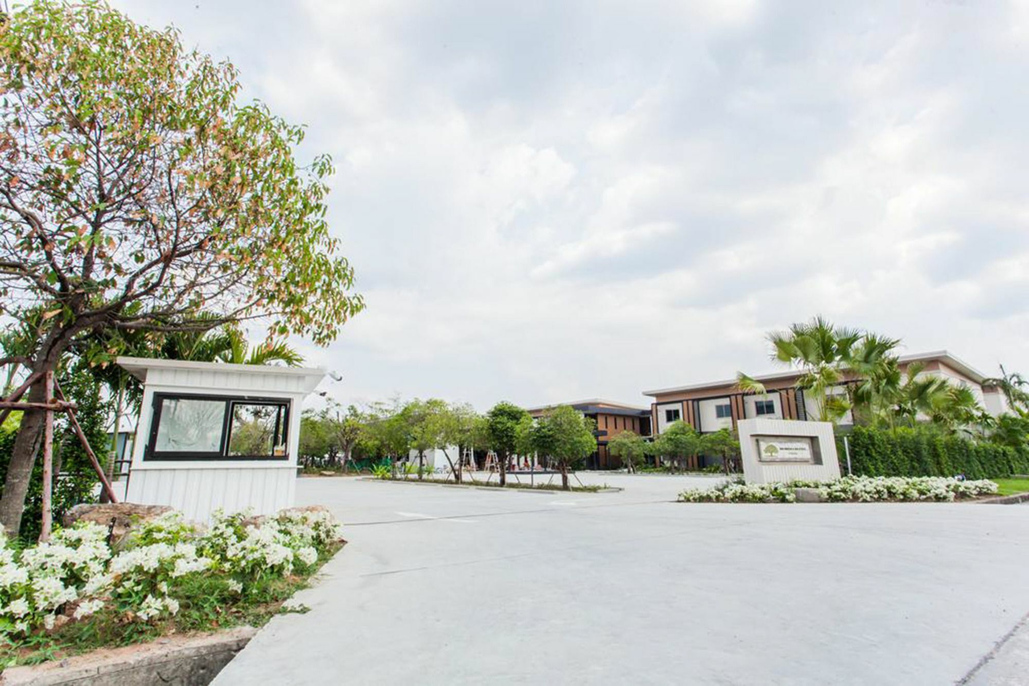 Morino Hotel Sziracsa Kültér fotó